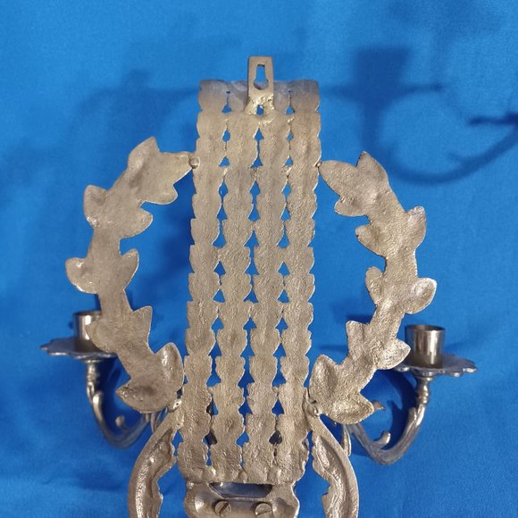 Vtg Gold Brass Wall Sconces 2 Arm Candelabra Mid Century Laurel Acanthus Leaves - Picture 9 of 9